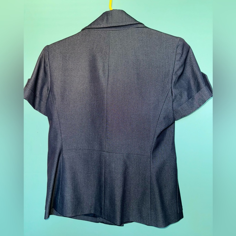 Beautiful for a dress up or casual look